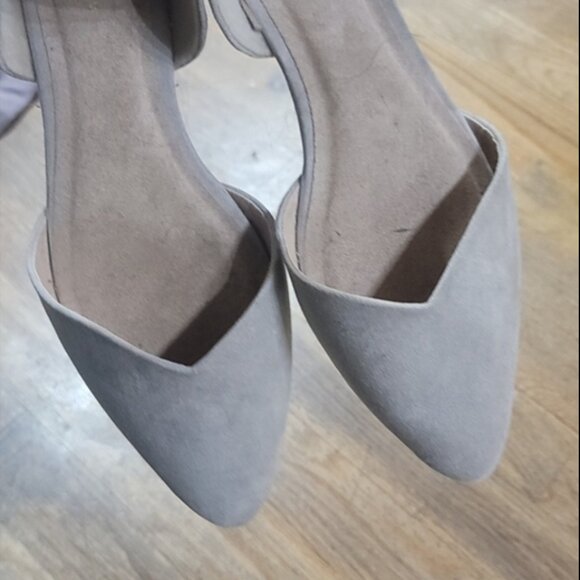 Old Navy Flats - Picture 5 of 5